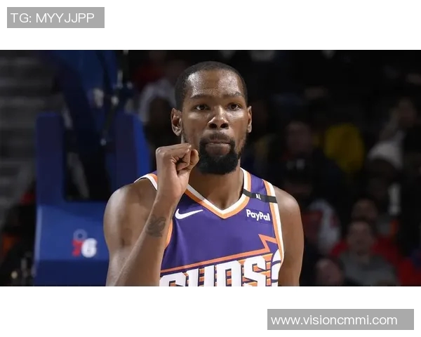 足球球星杜兰特逆风成长闪耀绿茵场书写非凡传奇