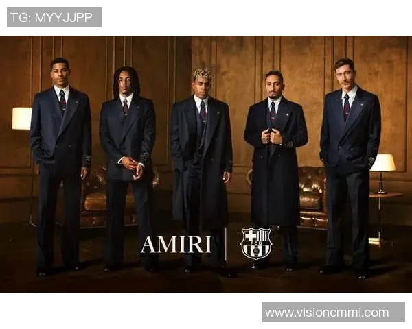 西装加身的足球巨星场外风采展现优雅气质与时尚魅力