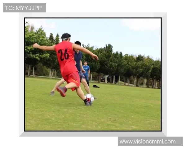 全球足球巨星风采大汇集各国队员精彩瞬间全景展示 全球足球巨星风采大汇集各国队员精彩瞬间全景展示