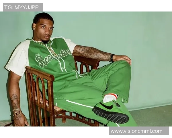 球星同款落场足球鞋推荐精选 打造专业运动表现与时尚风格完美融合 球星同款落场足球鞋推荐精选 打造专业运动表现与时尚风格完美融合